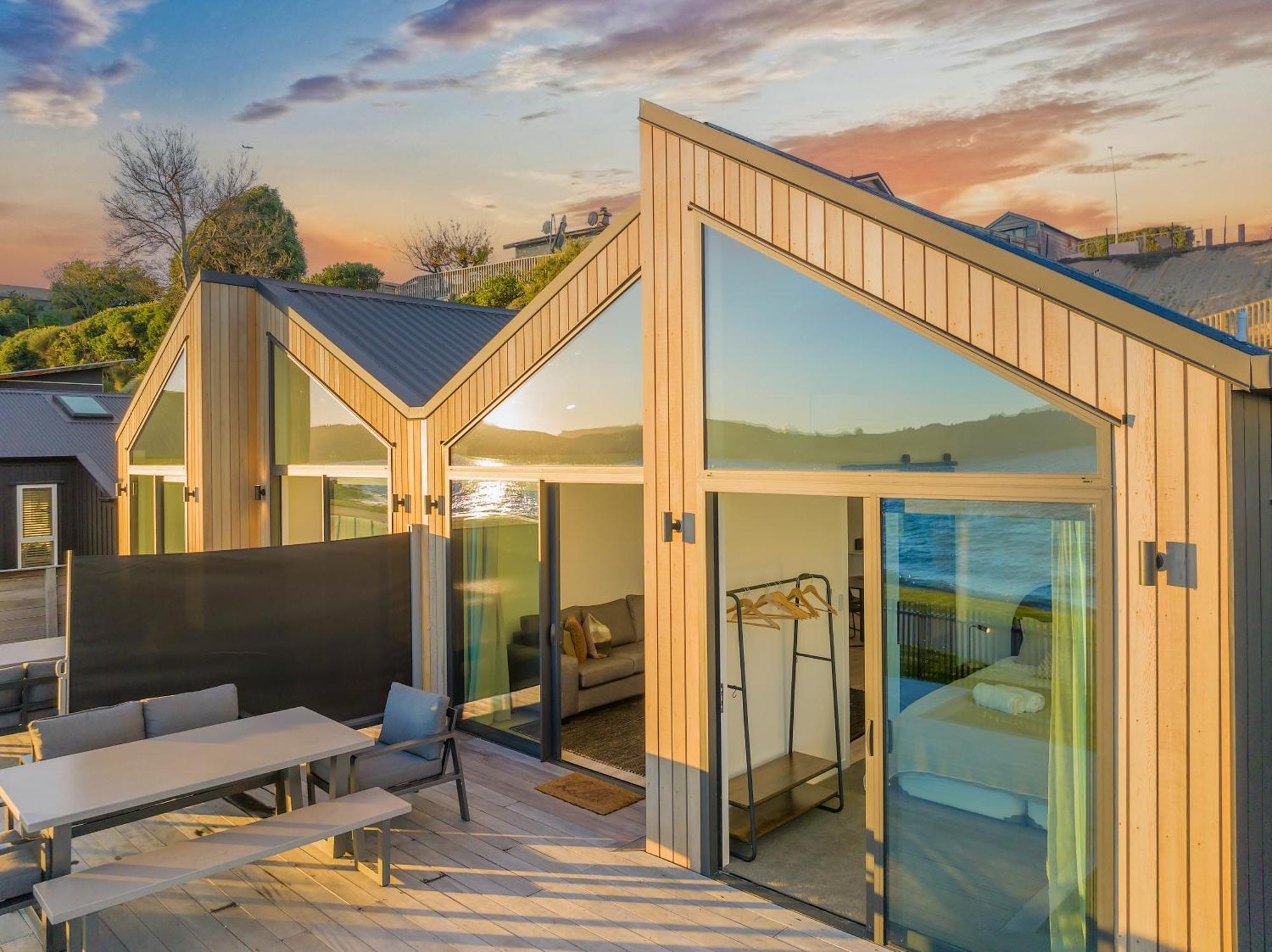 Absolute Lakefront House Lago Lago Taupo Exterior foto